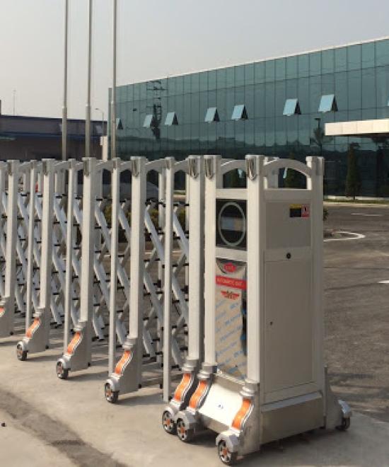 CỬA CỔNG XẾP TỰ ĐỘNG ldt 4