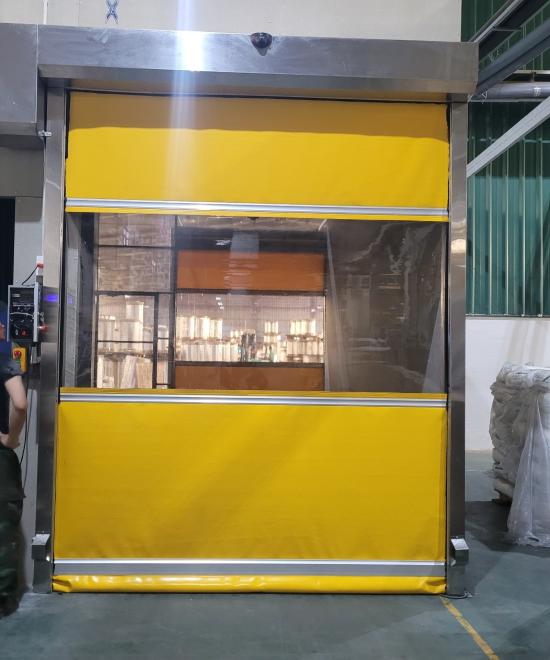 CỬA CUỐN NHANH M&Agrave;U V&Agrave;NG 04