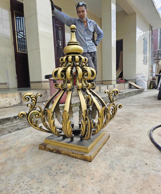 đ&egrave;n hợp kim nh&ocirc;m 07