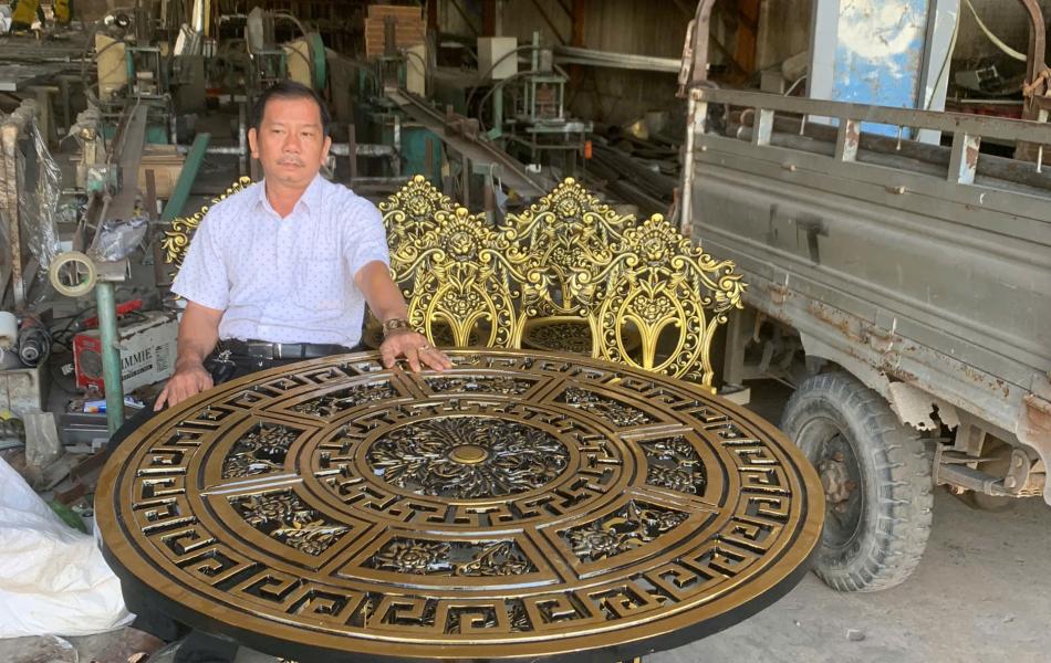 B&Agrave;N GHẾ NH&Ocirc;M Đ&Uacute;C 19