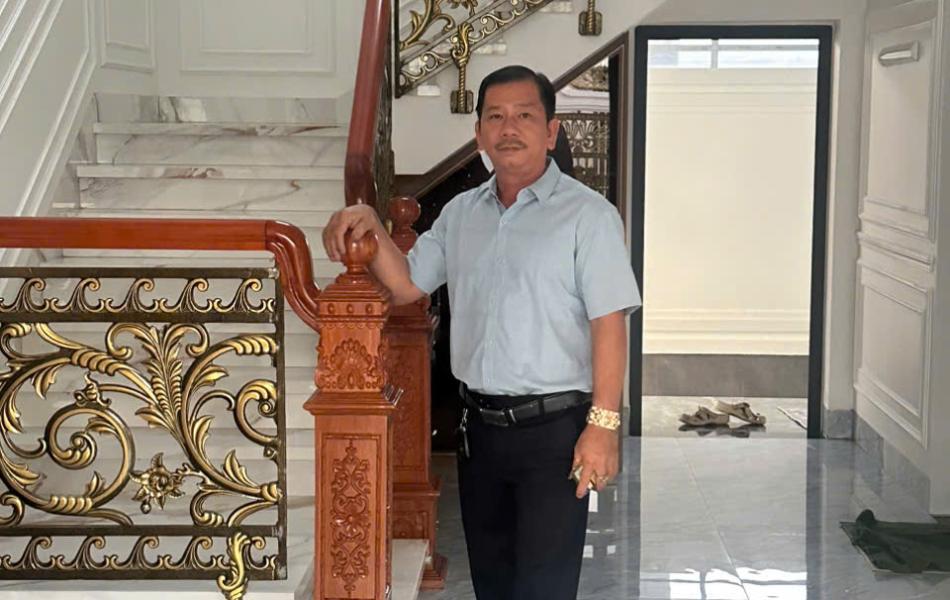 CẦU THANG CT-48
